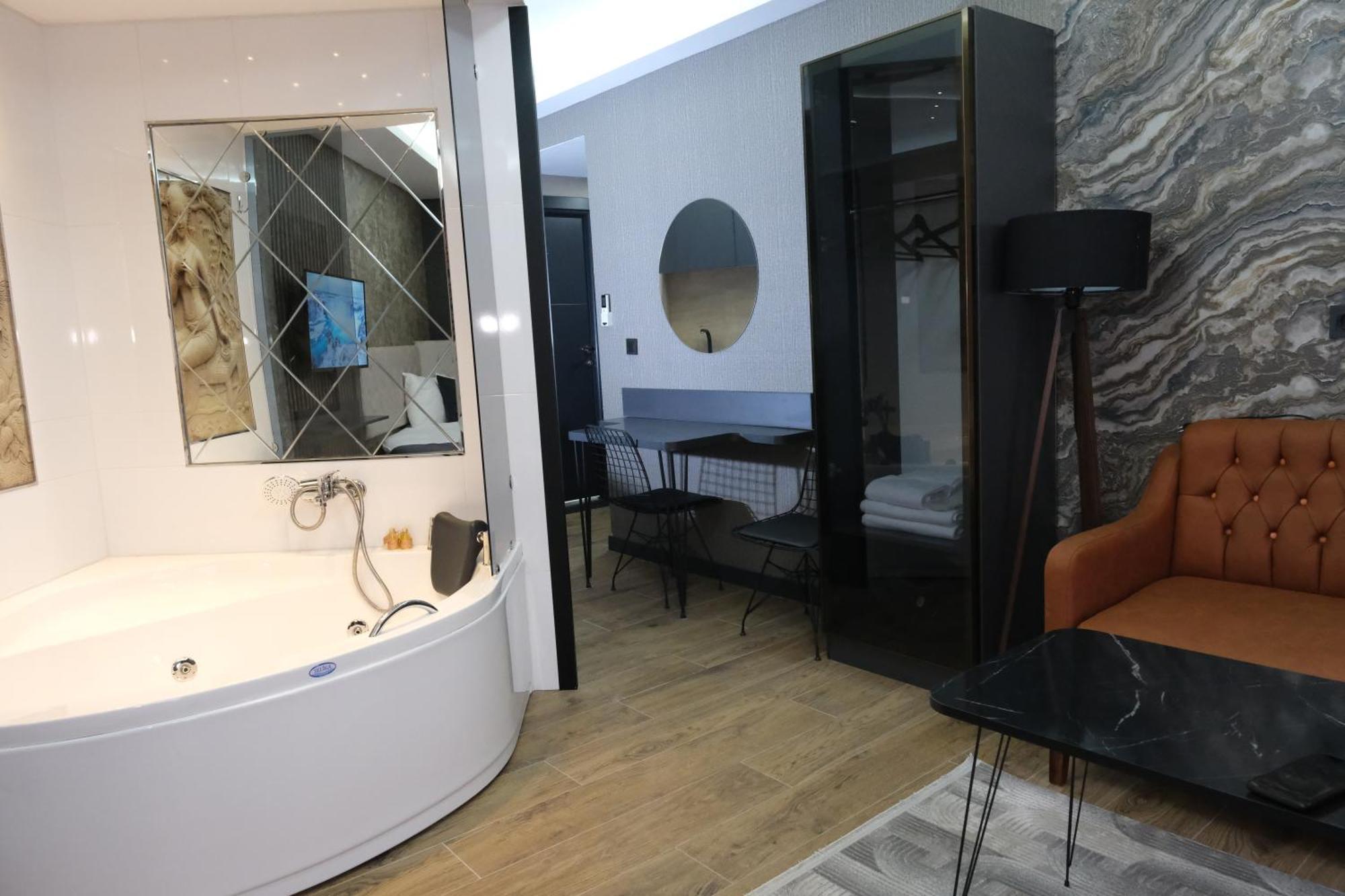 Nomad Hub Istanbul Suit Экстерьер фото